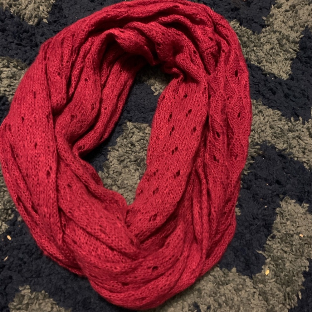 WOOL INFINITY SCARF